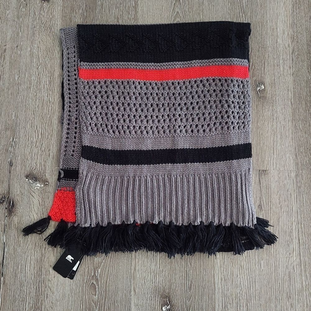 Sorel Oversized Red Gray Chunky Knit Fringe Scarf